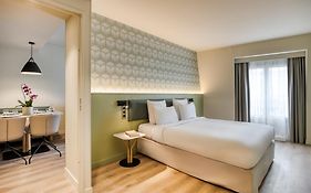 巴黎馨樂庭頂級酒店